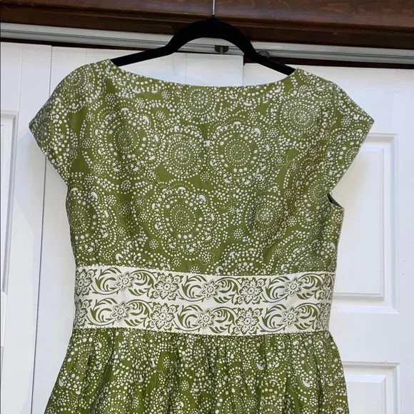 Liz Claiborne Green Patterned Midi Dress - Picture 9 of 10